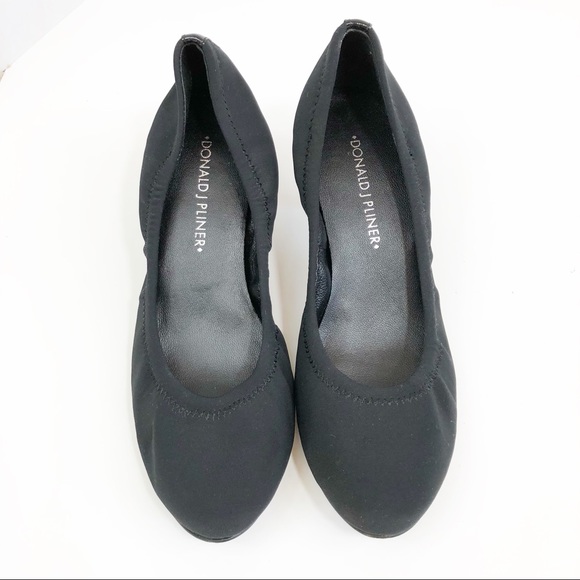 NWOT Donald J Pliner Stretch Elastic Pumps - Picture 3 of 8